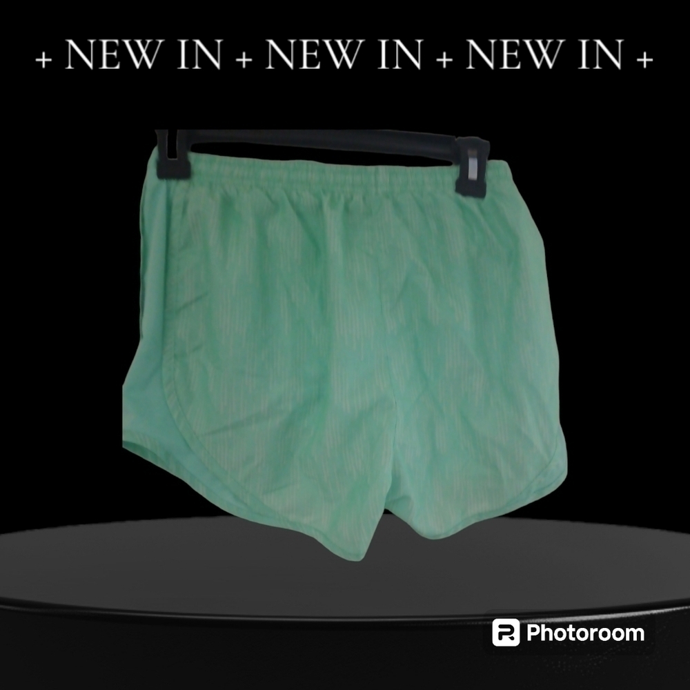 Nike Dri FIT Shorts Mint Green Extra Small - Picture 3 of 14